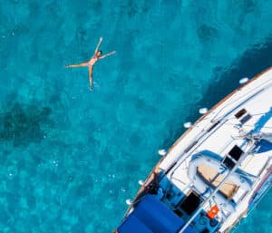 How to choose a sailing cruise